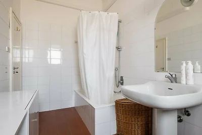 Apartment in Bologna with Balcony