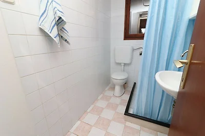 Holiday House Danica - Two Bedroom Holiday Ho...