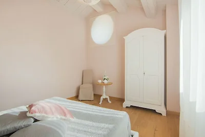 Schicke Villa mit Whirlpool