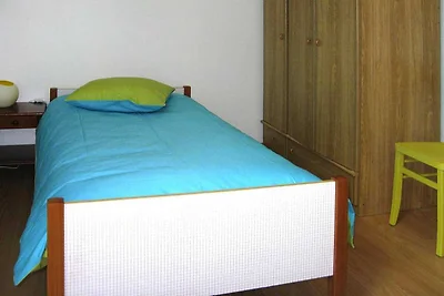 Casa bifamiliare, Lesconil