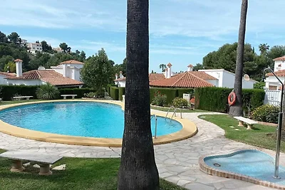 Gezellige bungalow in Denia met privéterras