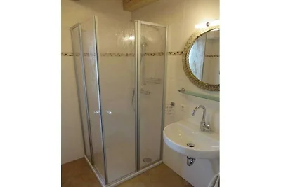 Vakantiehuis in Regen met zwembad