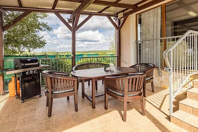 Villa mit Pool in Stancia San Antonio