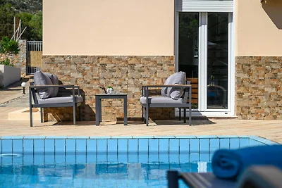 Geräumige Villa mit 3 Schlafzimmern auf Bali