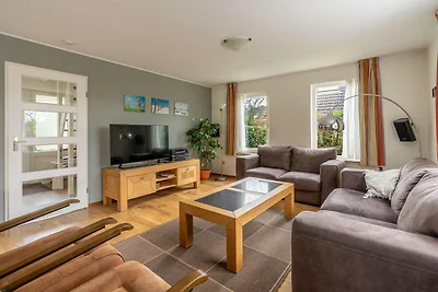 Villa mit finnischer Sauna und Außendusche