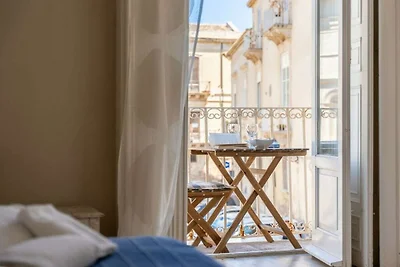 Wohnung in Siracusa mit Terrasse