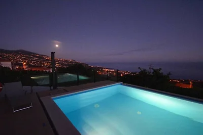 Villa 17°West mit Pool