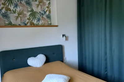 Schönes Ferienhaus in Epiniac mit Garten