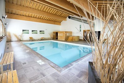 Ferienhaus mit Whirlpool und Pool