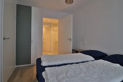 Apartment am Wasser mit Balkon