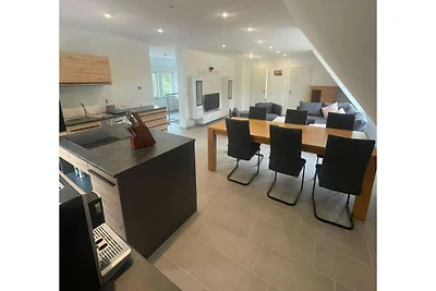 Moderne Ferienwohnung mit Terrasse