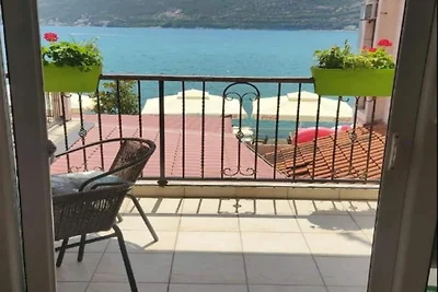 One Bedroom Apartment N