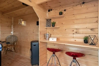 Luxuriose Hutte mit Pool and Sauna-By Traum