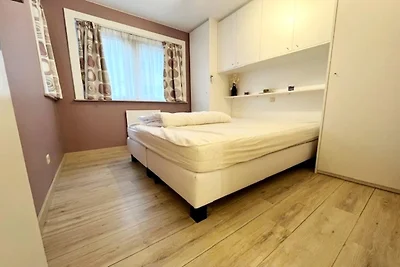 Modern appartement in Wenduine met terras