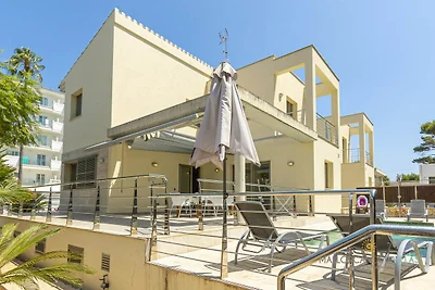 Romantische Villa mit Aussicht