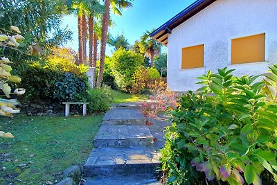 Ferienhaus in Germignaga mit privatem Garten