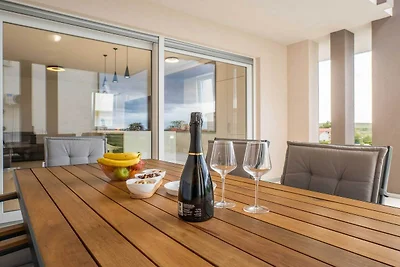 Three Bedroom Apartment with Sea View and...