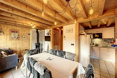Chalet in Les Gets in der Nähe der Skipisten