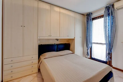 Appartamento con piscina, 600m dal lago