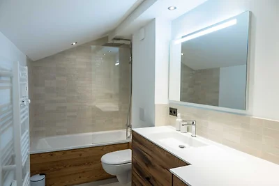 Gemütliches Chalet 3BR/6P mit Balkon – Megève
