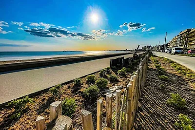 Regent House en Spa boven de golven