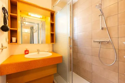 Wohnung in Frankreich mit Bergblick