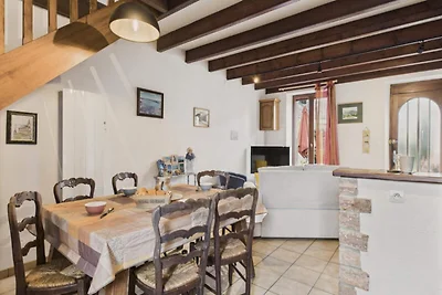 Ferienwohnung in Erquy in der Nähe des rosa...