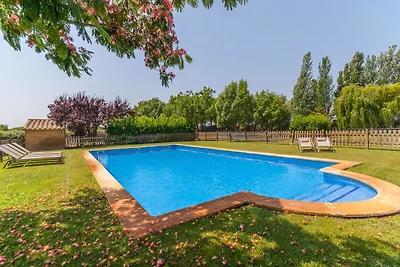 Geräumige Villa mit Swimmingpool in St.