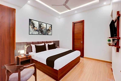 Collectie O FRI Dehradun Hotel EL Portret