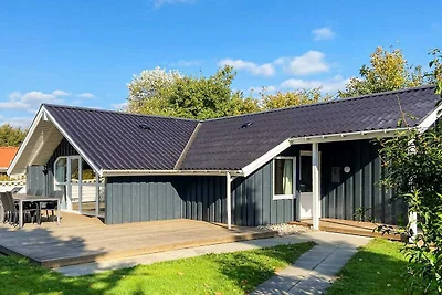 Rustig toevluchtsoord Skovmose -- By Traum...