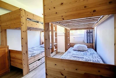 Helle Maisonette-Wohnung · Direkt an der Pist...