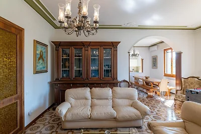 Geräumiges und helles Haus mit privatem Pool