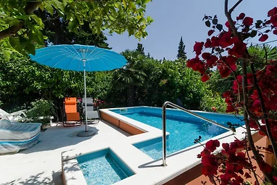 Villa Gemma - Four Bedroom Villa with Terrace...