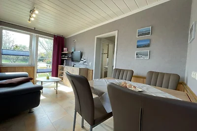 Bungalow in Warnkenhagen with garden
