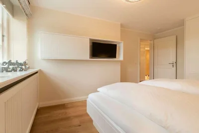 Ferienhaus in Midlum mit Sauna und Wifi