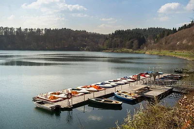 Ferienhaus mit Terrasse nahe vulkanischen...