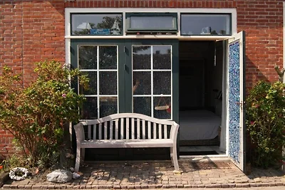 (WME46) Studio onder de dijk