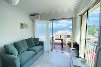 Wohnung in Antibes bei Salis Strand