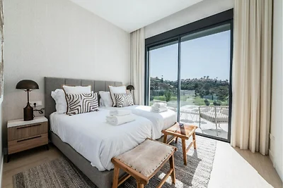 Villa in Marbella met Uitzicht op Golf