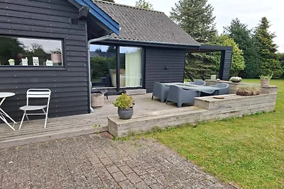 Schönes Ferienhaus in Meeresnähe in...