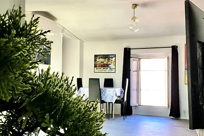 Apartment in Cannes mit hellen Innenräumen