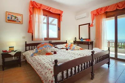 Villa con piscina privata a Triopetra