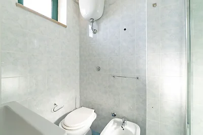 Gemütliche Wohnung in Policastro Bussentino m...