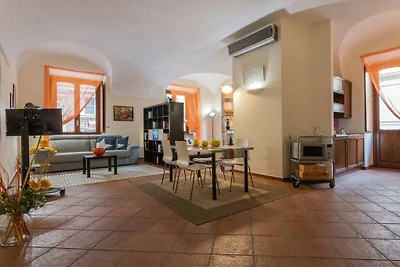 Wohnung in Torino mit Balkon und Parken