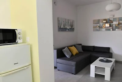 Two Bedroom Apartment with Balcony and Garden...