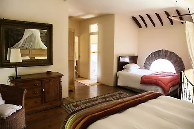 Altes Schulhaus, Clifden