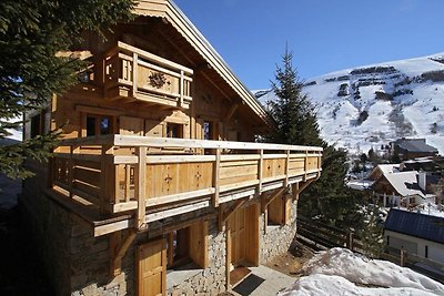 Chalet in der Nähe des Zentrums von Les Deux...