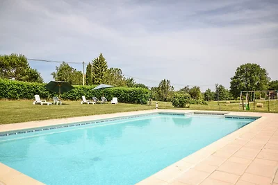 Verführerisches Ferienhaus in Salviac mit...