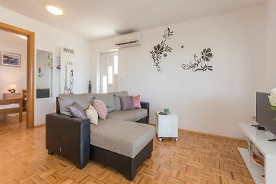 Apartments Lilly - Two Bedroom Apartment with...