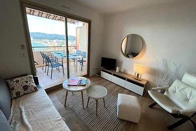 Appartement in Le Lavandou met zeezicht
